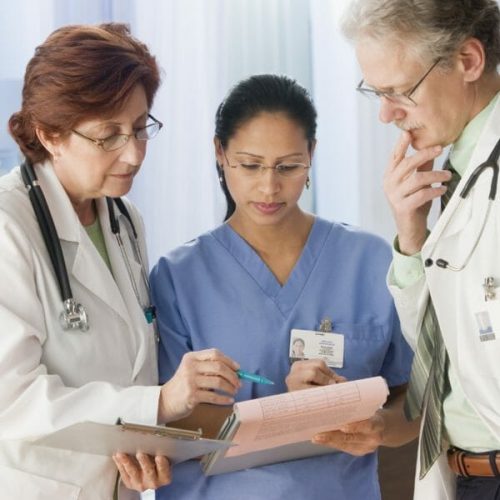 clinicians-doctors-medical-team_G_71554098-600x600